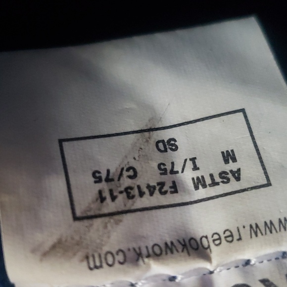 Reebok Steel toes - Picture 3 of 4